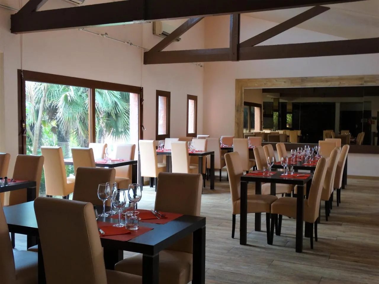 Camping Sunissim Parc Saint James Oasis Village 5* By Locatour Puget-sur Argens France