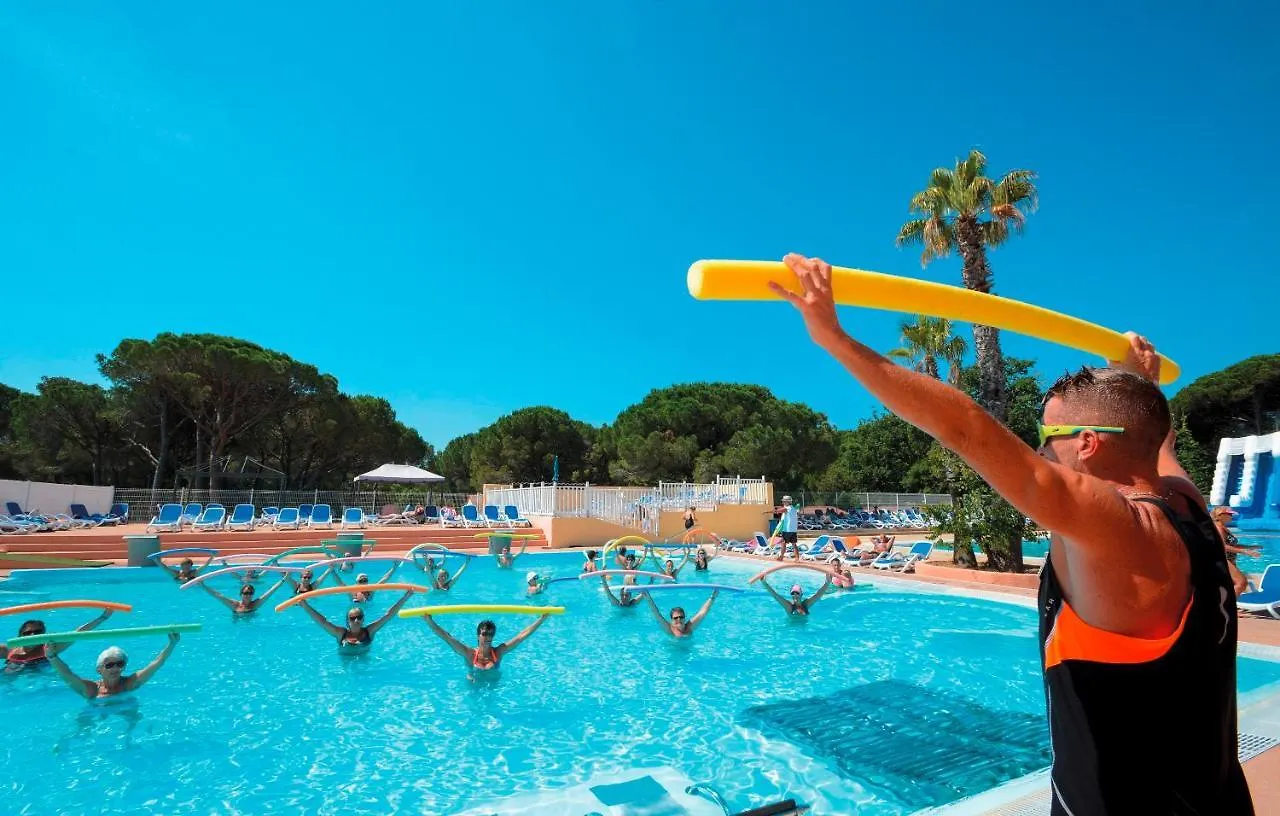 Campsite Camping Sunissim Parc Saint James Oasis Village 5* By Locatour Puget-sur Argens France