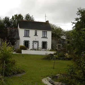 Kerguillaume Hébergement de vacances Mûr-de-Bretagne